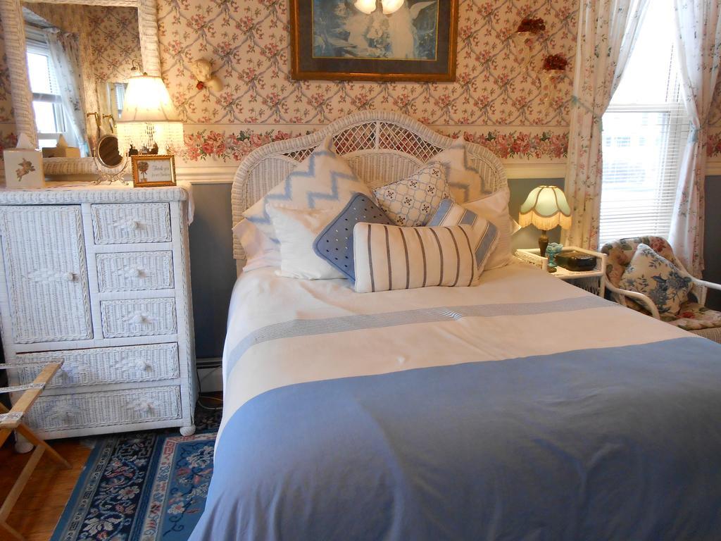 Angel Of The Sea Bed And Breakfast Cape May Oda fotoğraf